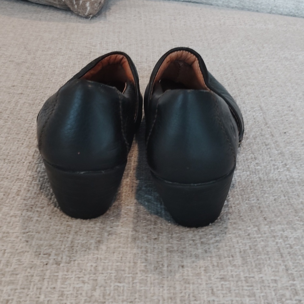 Born Black Leather Mules with Chunky Heel - Picture 3 of 6